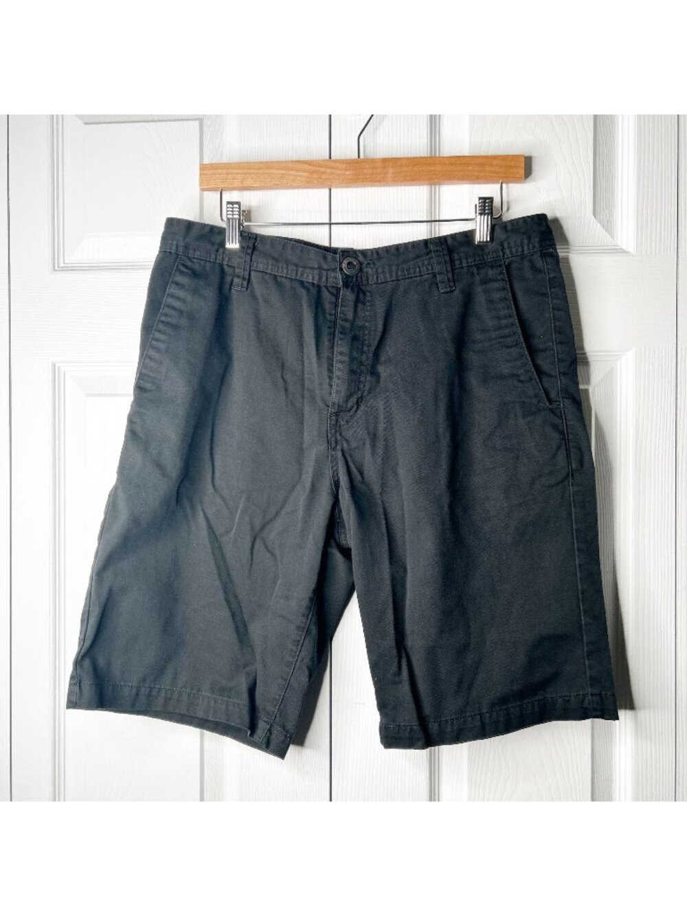 Volcom True To This Black Cotton Blend Casual Shorts Men's Size 32